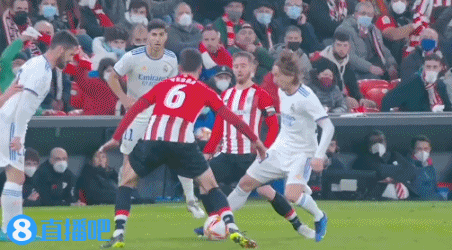 费瓦斯：皇马青训的筛选机制犹如生存考验，经常有人哭着离开