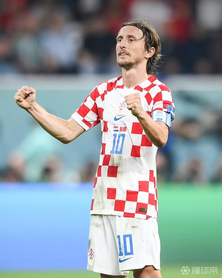 下半场站出来！孙铭徽14中4得到13分10助攻2抢断